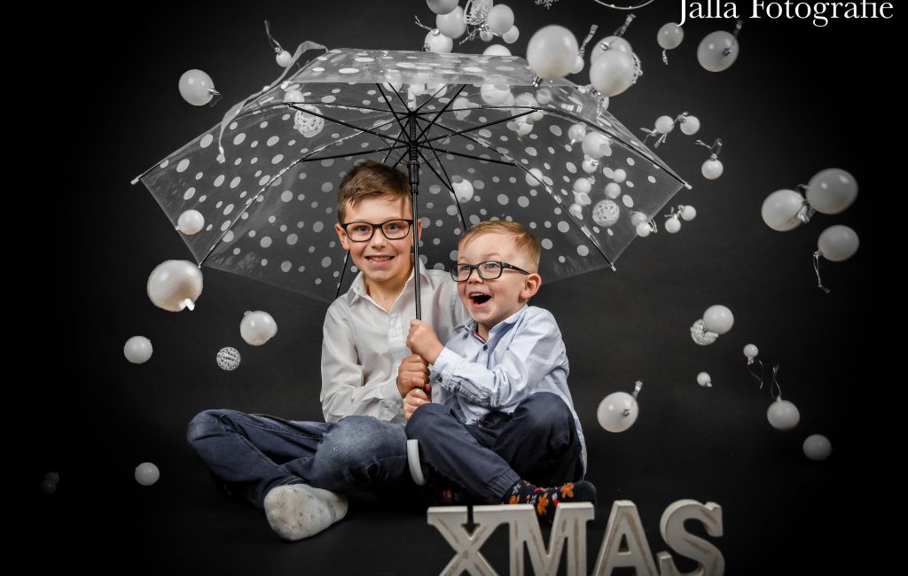 X Mas 2024